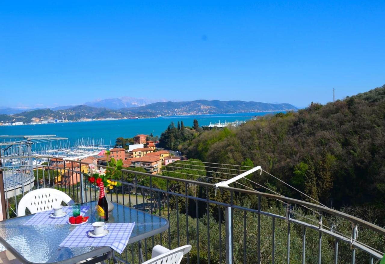 Апартаменти Wonderful Sea View - Terrace And Parking Феззано Екстер'єр фото